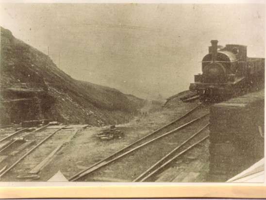 Before and after shots of head of incline - Siddall's second tramway